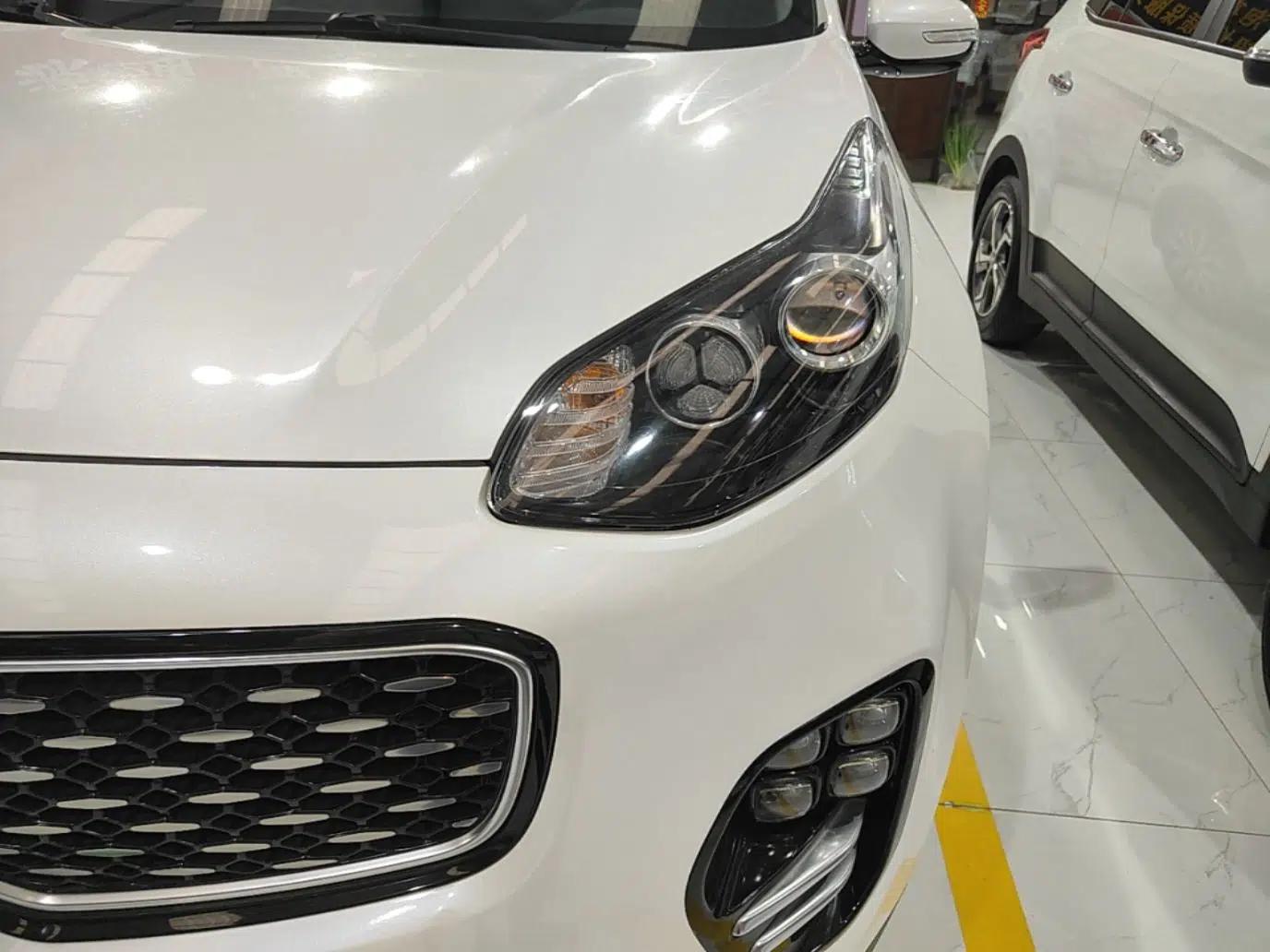 Kia KX5 2017 1.6T Automatic Two-Wheel Drive 15th Anniversary Special Edition DLX — миниатюра 9
