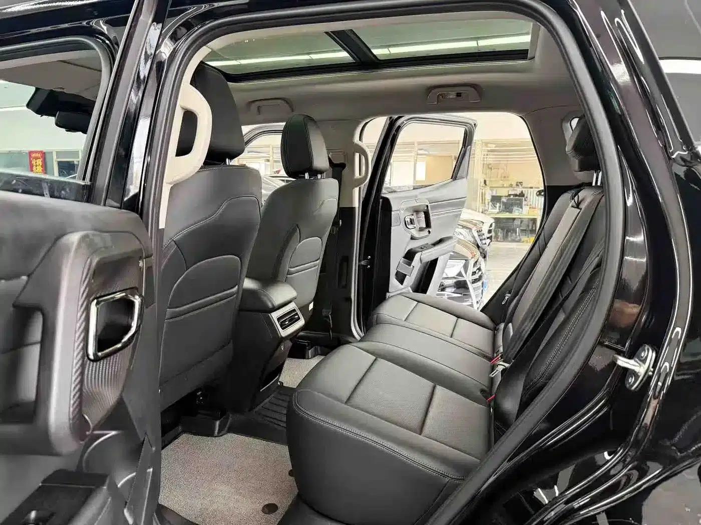 Haval Big Dog PLUS 2023 2.0T 2WD Trendy Wild Edition Plus — миниатюра 8