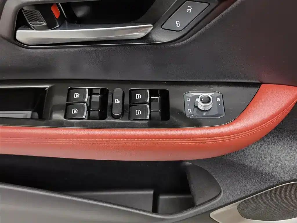 Haval H2s 2017 Red Label 1.5T Dual-Clutch Elite — миниатюра 9