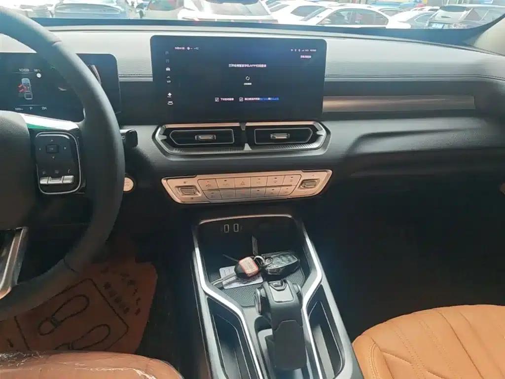 Haval H5 2025 2.0T Automatic Four-Wheel Drive Navigation Edition (Gasoline) — миниатюра 13