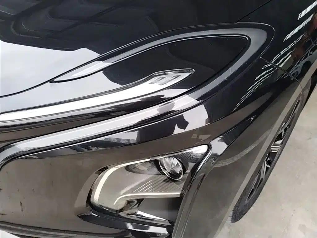 Hongqi E-QM5 2023 Facelift Basic Travel Edition — миниатюра 24