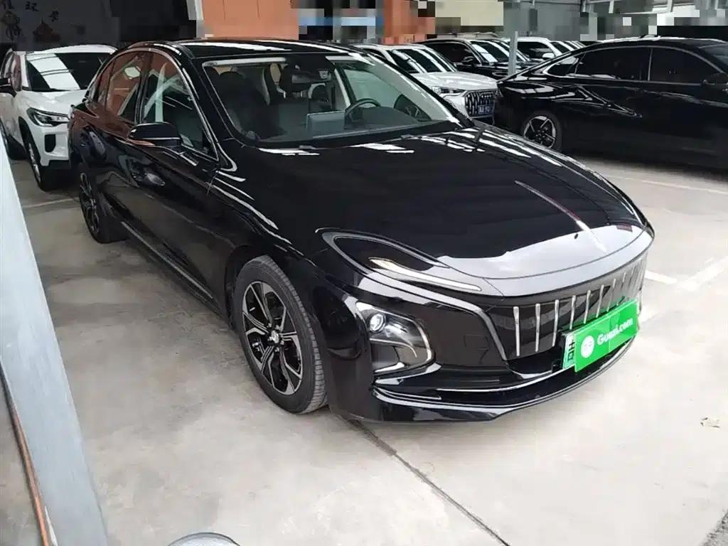 Hongqi E-QM5 2023 Facelift Basic Travel Edition — миниатюра 4