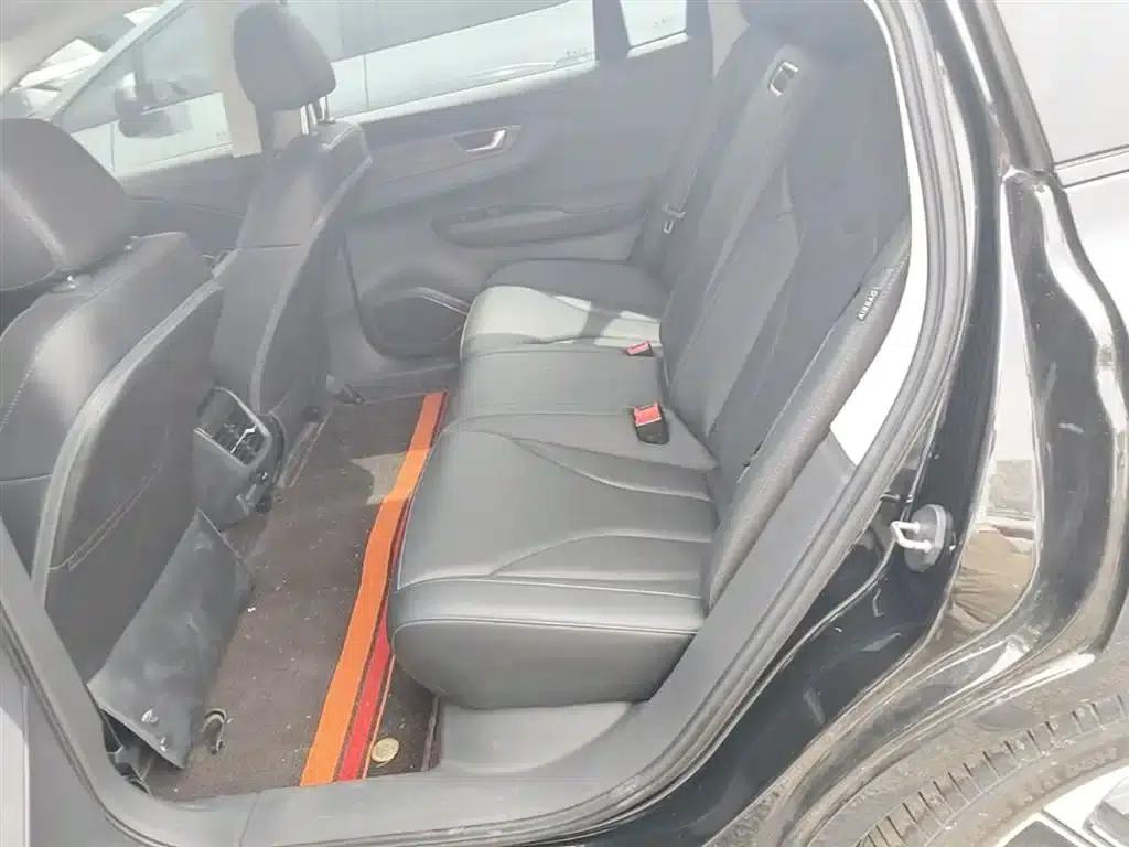 Hongqi E-QM5 2023 Facelift Basic Travel Edition — миниатюра 17