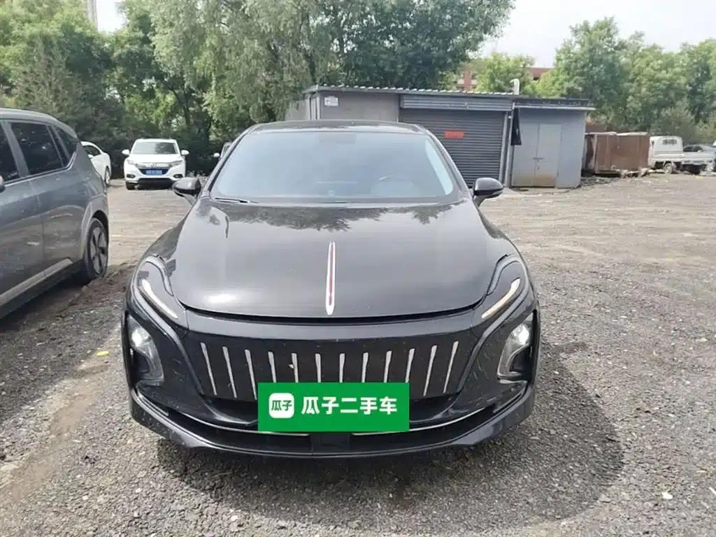 Hongqi E-QM5 2023 Facelift Basic Travel Edition — миниатюра 3