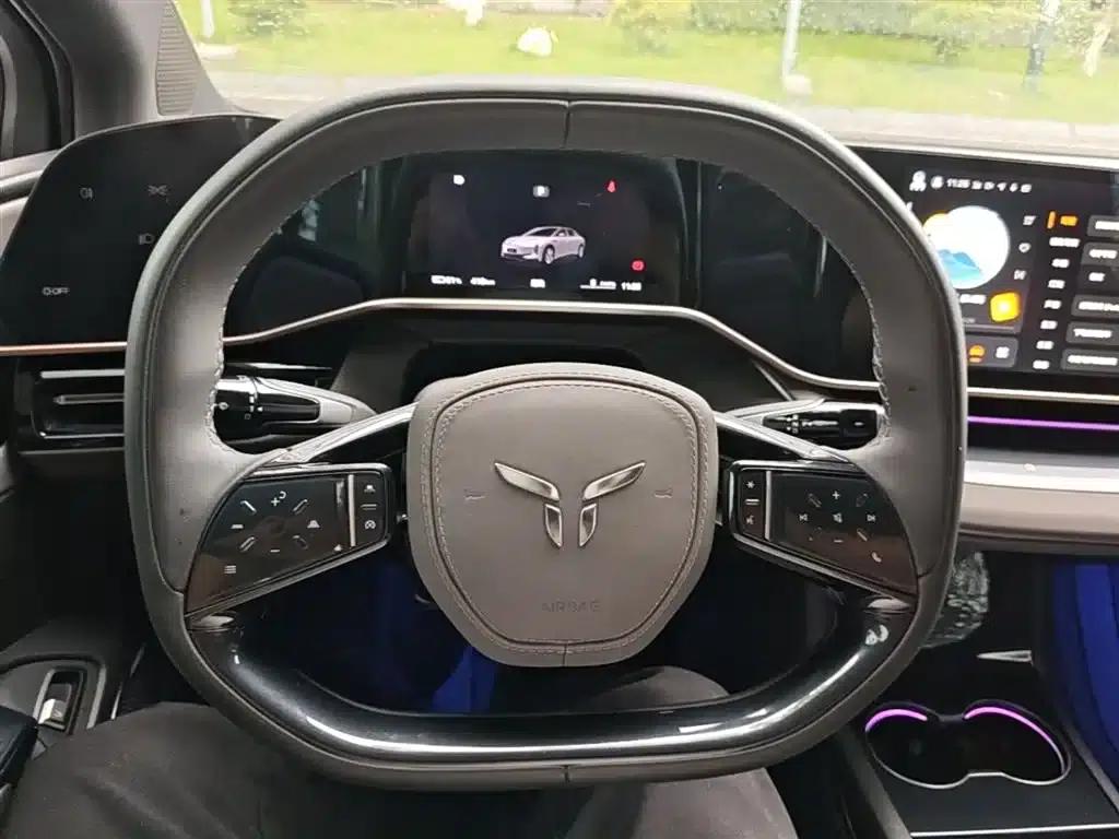 Hongqi EH7 2024 690 Pro — миниатюра 11