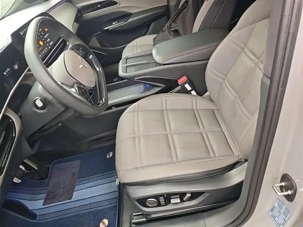 Hongqi EH7 2024 690 Pro — миниатюра 15