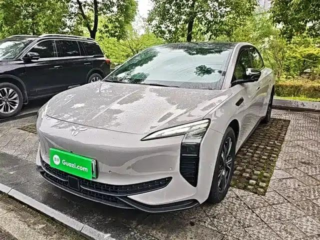 Hongqi EH7 2024 690 Pro