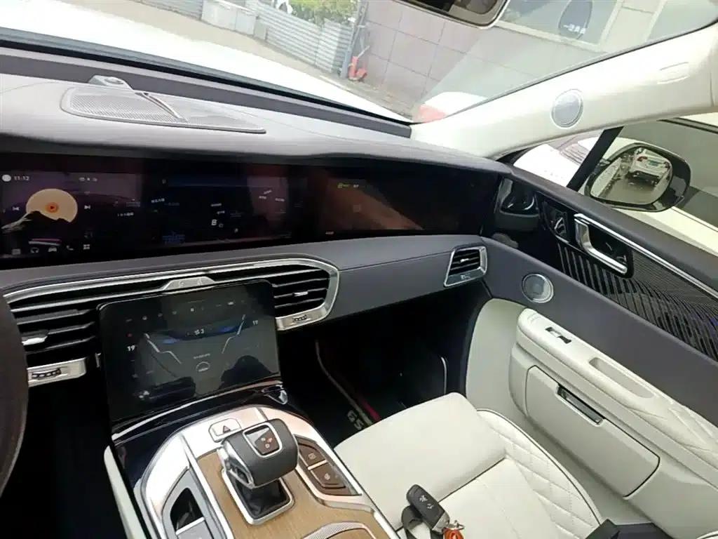 Hongqi E-HS9 2022 Model 660km Flagship Edition (Four Seats) — миниатюра 13