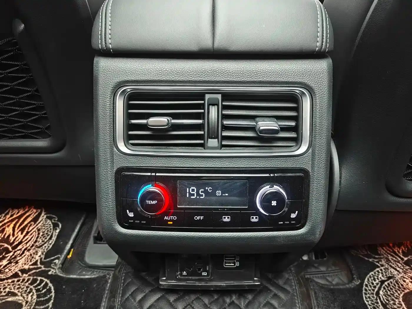 Hongqi HS7 2022 2.0T DCT 2WD Intelligent Flagship Edition (5-seater) — миниатюра 4