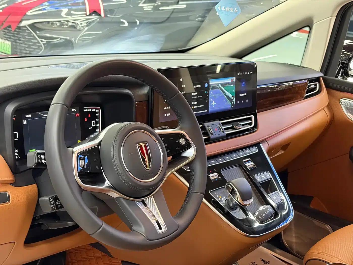 Hongqi HQ9 2023 2.0T Intelligent Flagship Edition — миниатюра 7