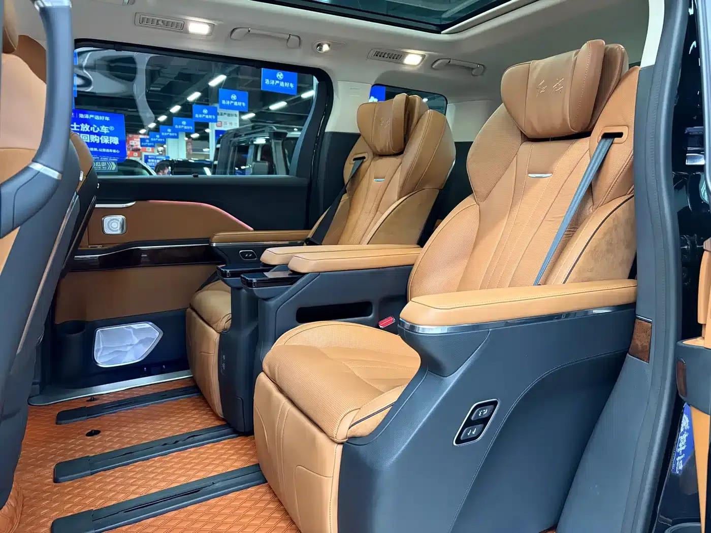 Hongqi HQ9 2023 2.0T Intelligent Flagship Edition — миниатюра 9
