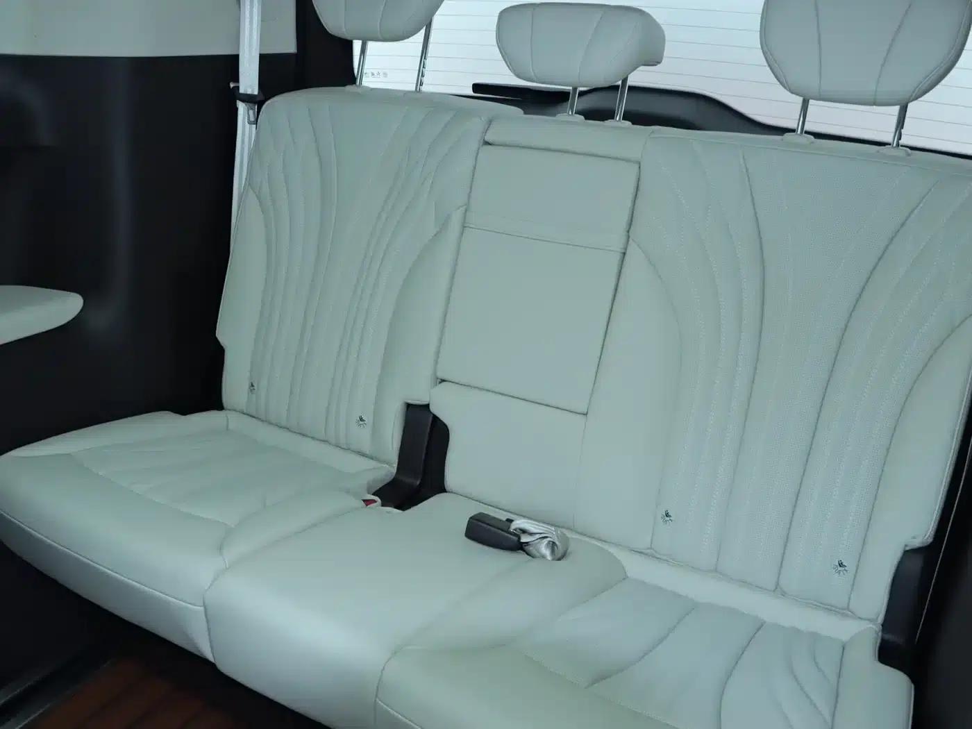 Hongqi HQ9 2023 2.0T Intelligent Flagship Edition — миниатюра 19