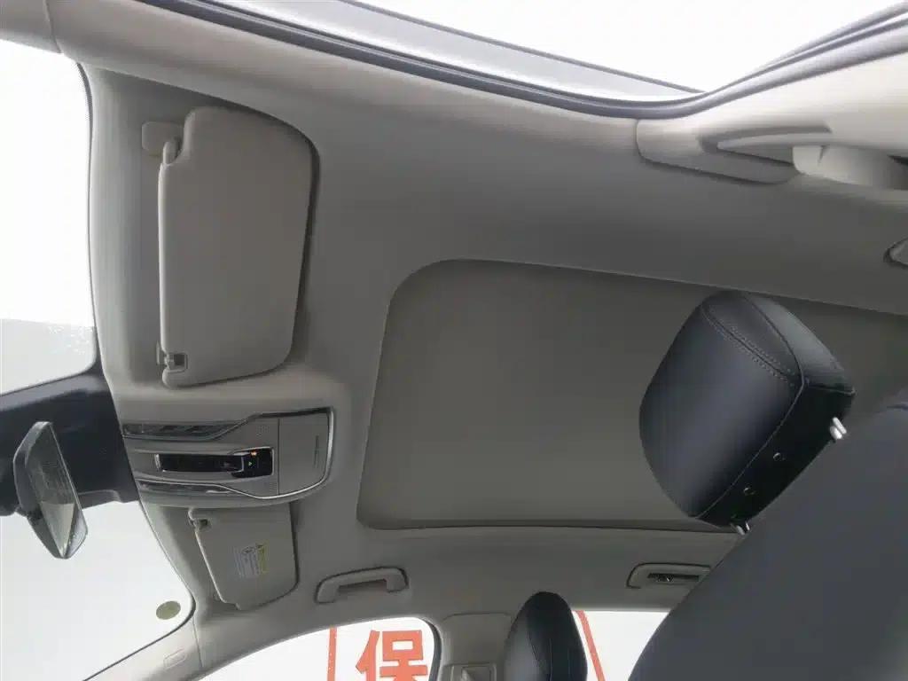 Hongqi HS3 PHEV 2025 model, 117km range, Jinwei PLUS version — миниатюра 14