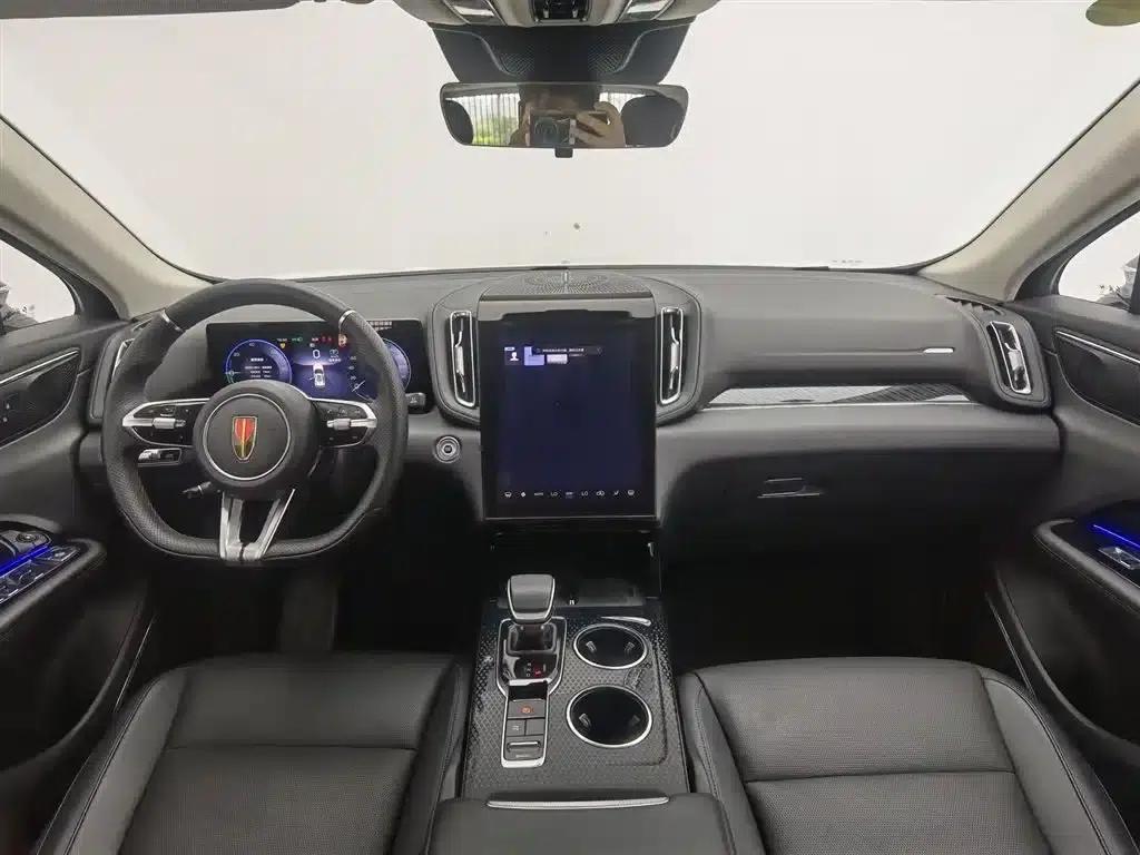 Hongqi HS3 PHEV 2025 model, 117km range, Jinwei PLUS version — миниатюра 5