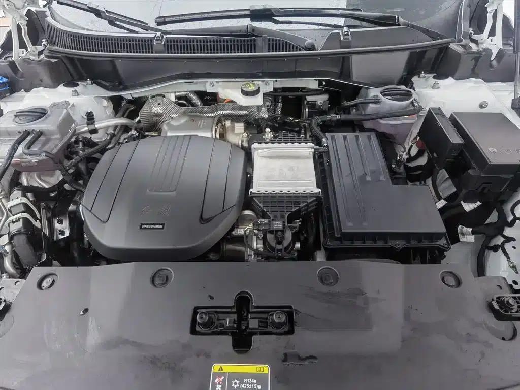 Hongqi HS3 PHEV 2025 model, 117km range, Jinwei PLUS version — миниатюра 6