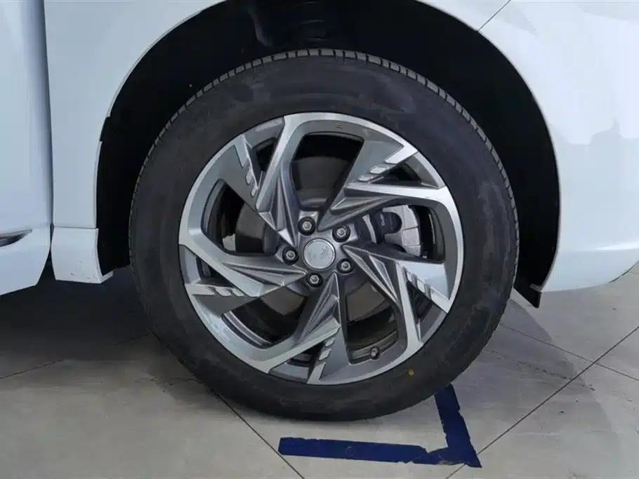 Hongqi HS3 PHEV 2024 Model, 115km/h Performance Edition — миниатюра 6