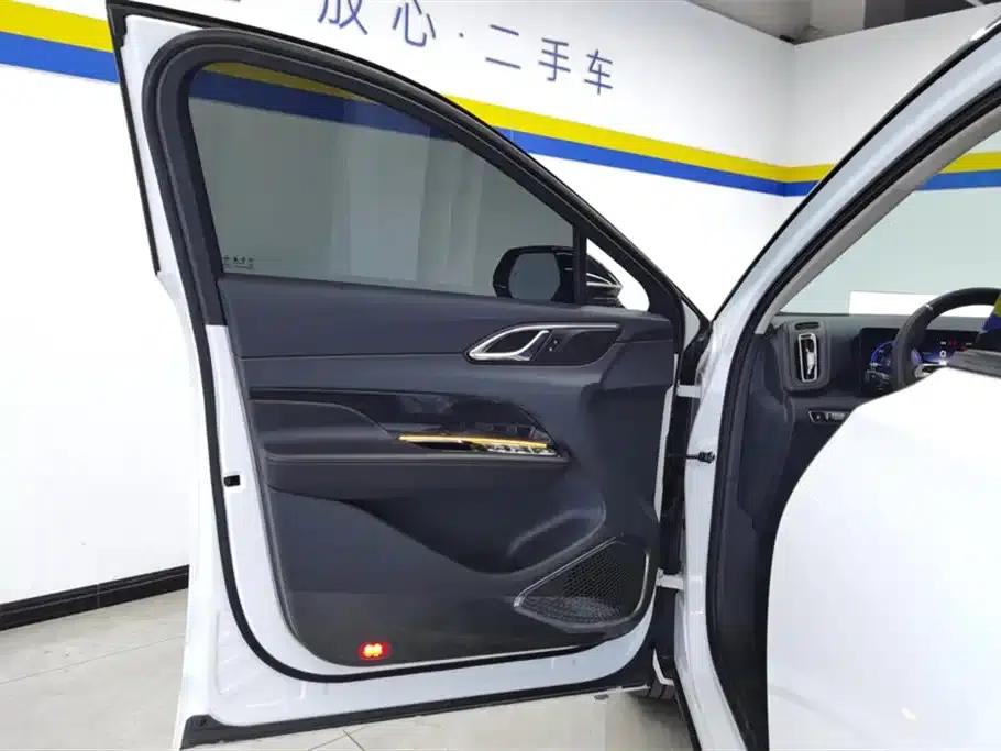 Hongqi HS3 PHEV 2024 Model, 115km/h Performance Edition — миниатюра 7