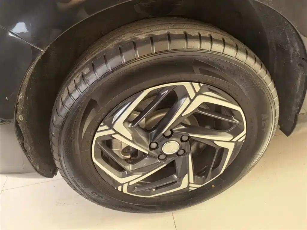 Hongqi HS3 2024 1.5T Goodness Edition — миниатюра 23