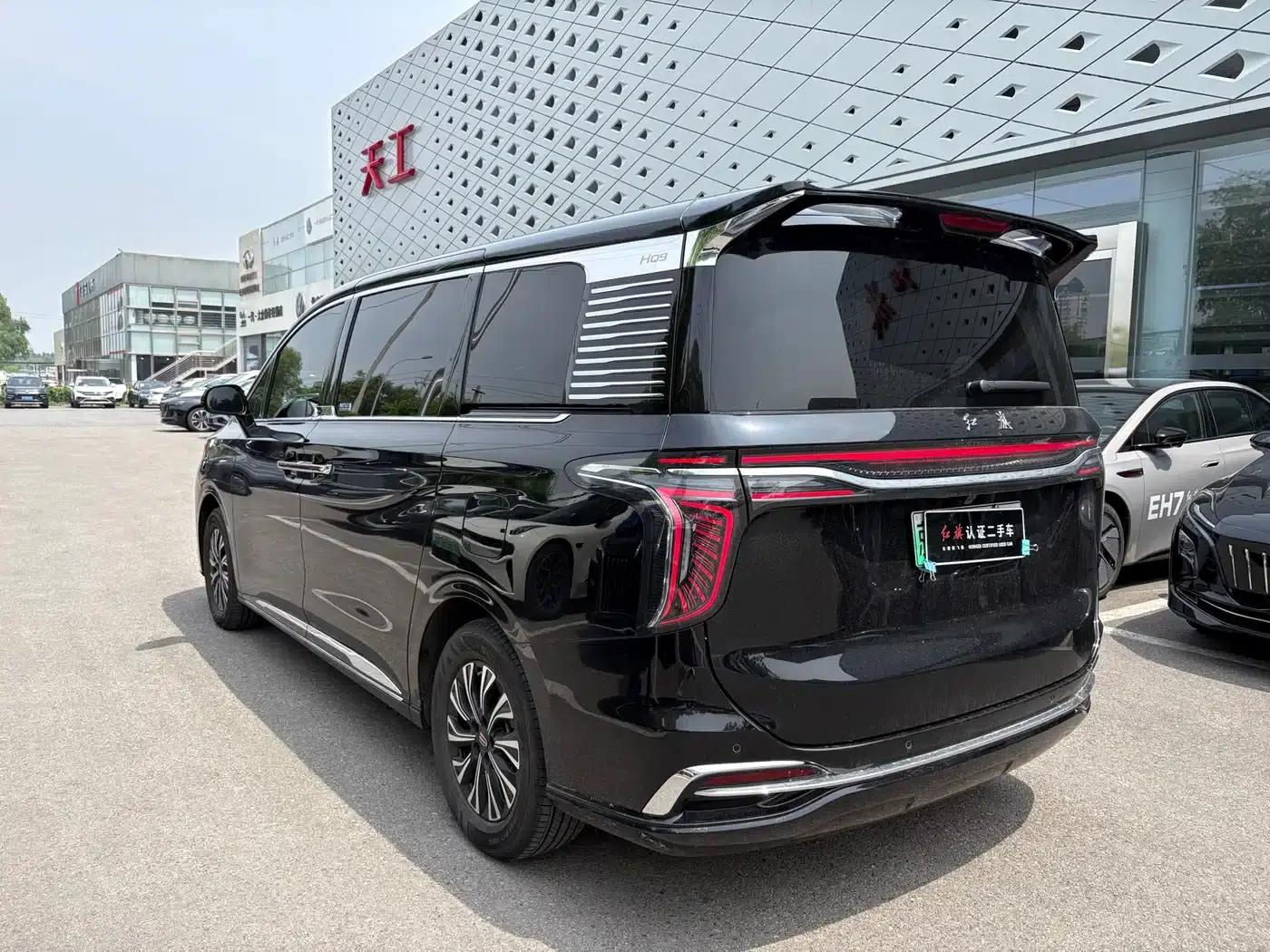 Hongqi HQ9 PHEV 2024 2.0T AWD Business Edition — миниатюра 3