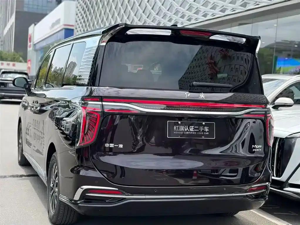 Hongqi HQ9 PHEV 2024 2.0T AWD Luxury Edition — миниатюра 2