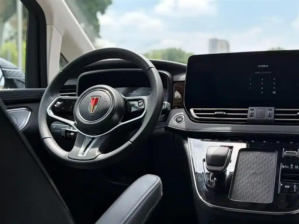 Hongqi HQ9 PHEV 2024 2.0T AWD Luxury Edition — миниатюра 23