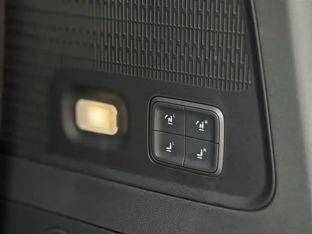 Hongqi HQ9 PHEV 2024 2.0T AWD Luxury Edition — миниатюра 32