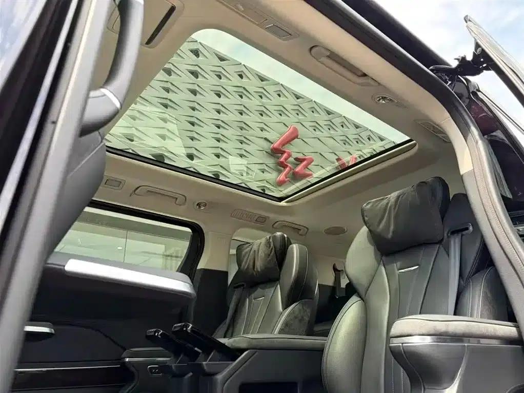 Hongqi HQ9 PHEV 2024 2.0T AWD Luxury Edition — миниатюра 6