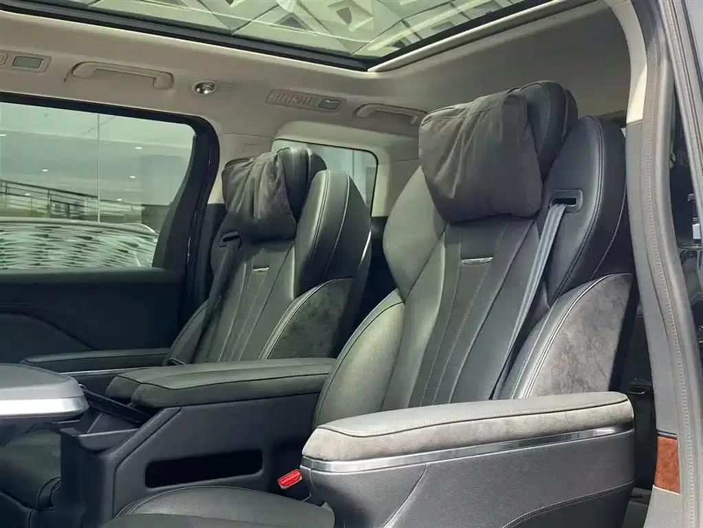 Hongqi HQ9 PHEV 2024 2.0T AWD Luxury Edition — миниатюра 8