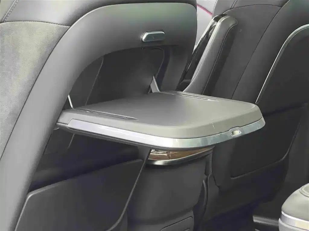 Hongqi HQ9 PHEV 2024 2.0T AWD Luxury Edition — миниатюра 13
