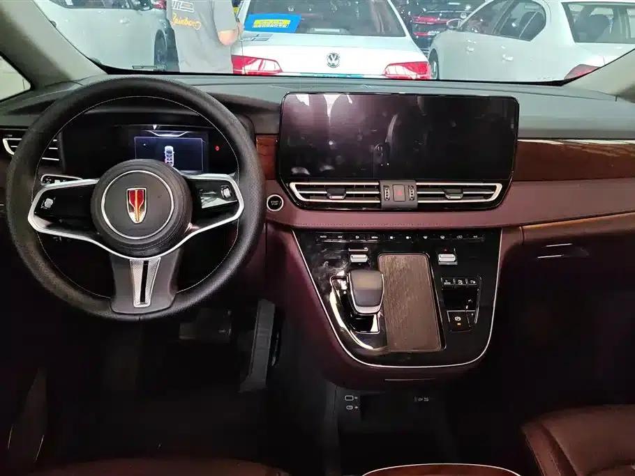 Hongqi HQ9 PHEV 2024 2.0T AWD Luxury Edition — миниатюра 12
