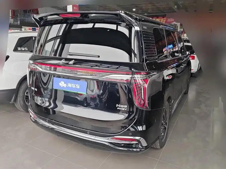 Hongqi HQ9 PHEV 2024 2.0T AWD Luxury Edition — миниатюра 3