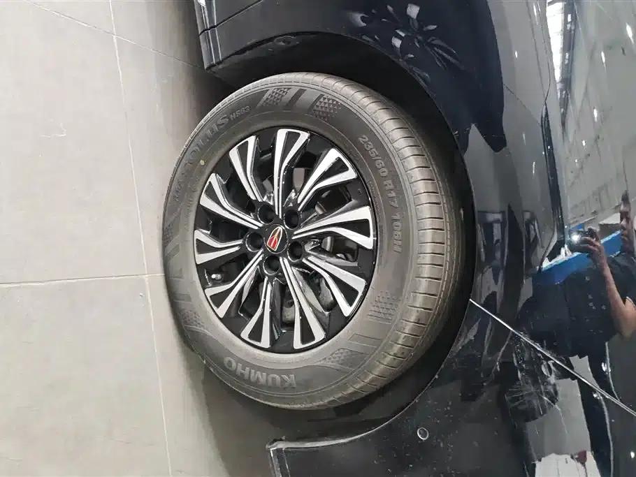 Hongqi HQ9 PHEV 2024 2.0T AWD Luxury Edition — миниатюра 6