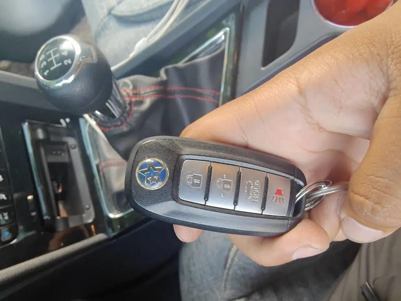 Venucia D60 2018 1.6L Manual Smart Connect Elite Edition — миниатюра 9