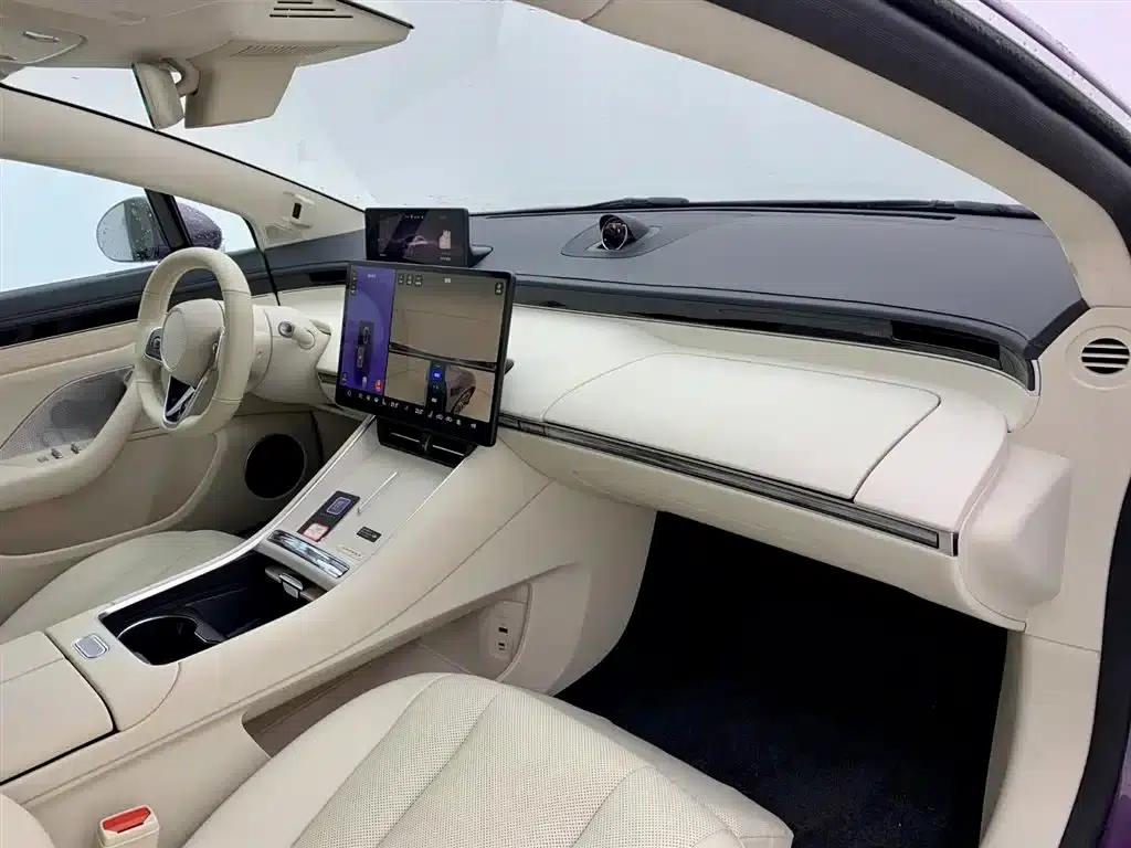 Zhijie S7 2025 703km Ultra Sport Edition — миниатюра 17