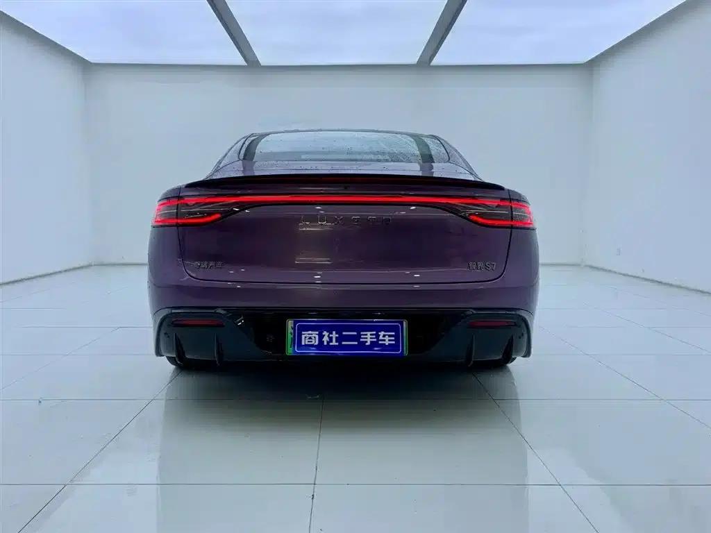 Zhijie S7 2025 703km Ultra Sport Edition — миниатюра 4