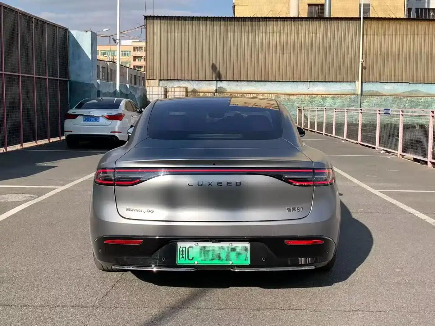 Zhijie S7 2024 Max Rear-Wheel Drive Long-Range Intelligent Driving Edition — миниатюра 8
