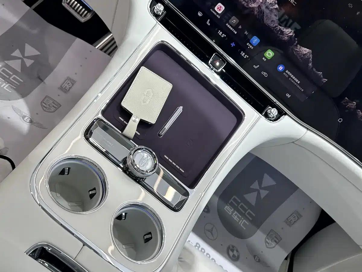 2025 S800 All-Electric Star Executive Edition (4-seater) with 192-line LiDAR — миниатюра 14