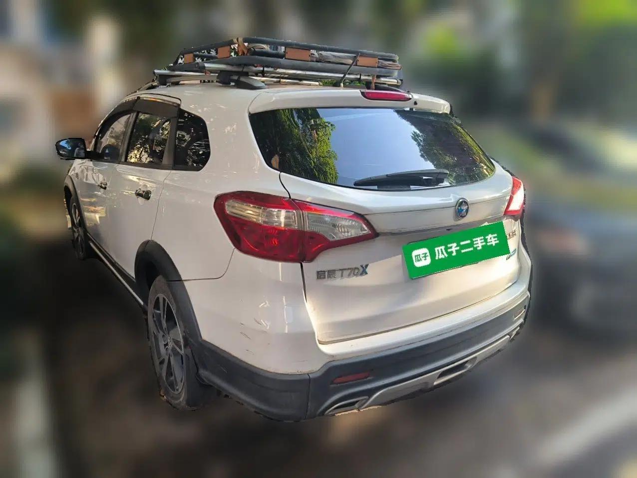 Venucia T70X 2015 2.0L CVT SmartFun Sport Edition — миниатюра 4