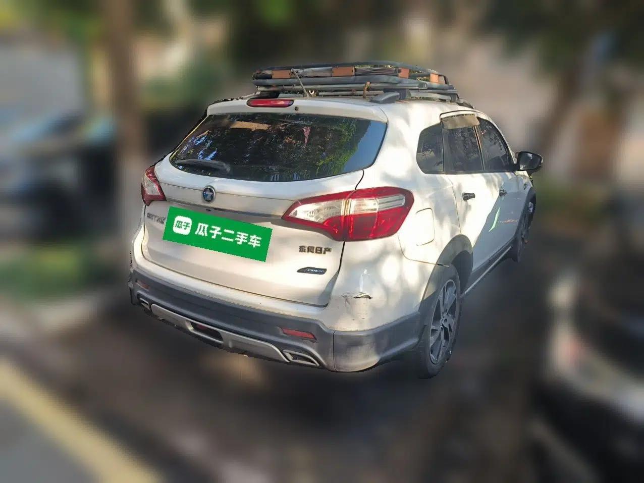 Venucia T70X 2015 2.0L CVT SmartFun Sport Edition — миниатюра 6