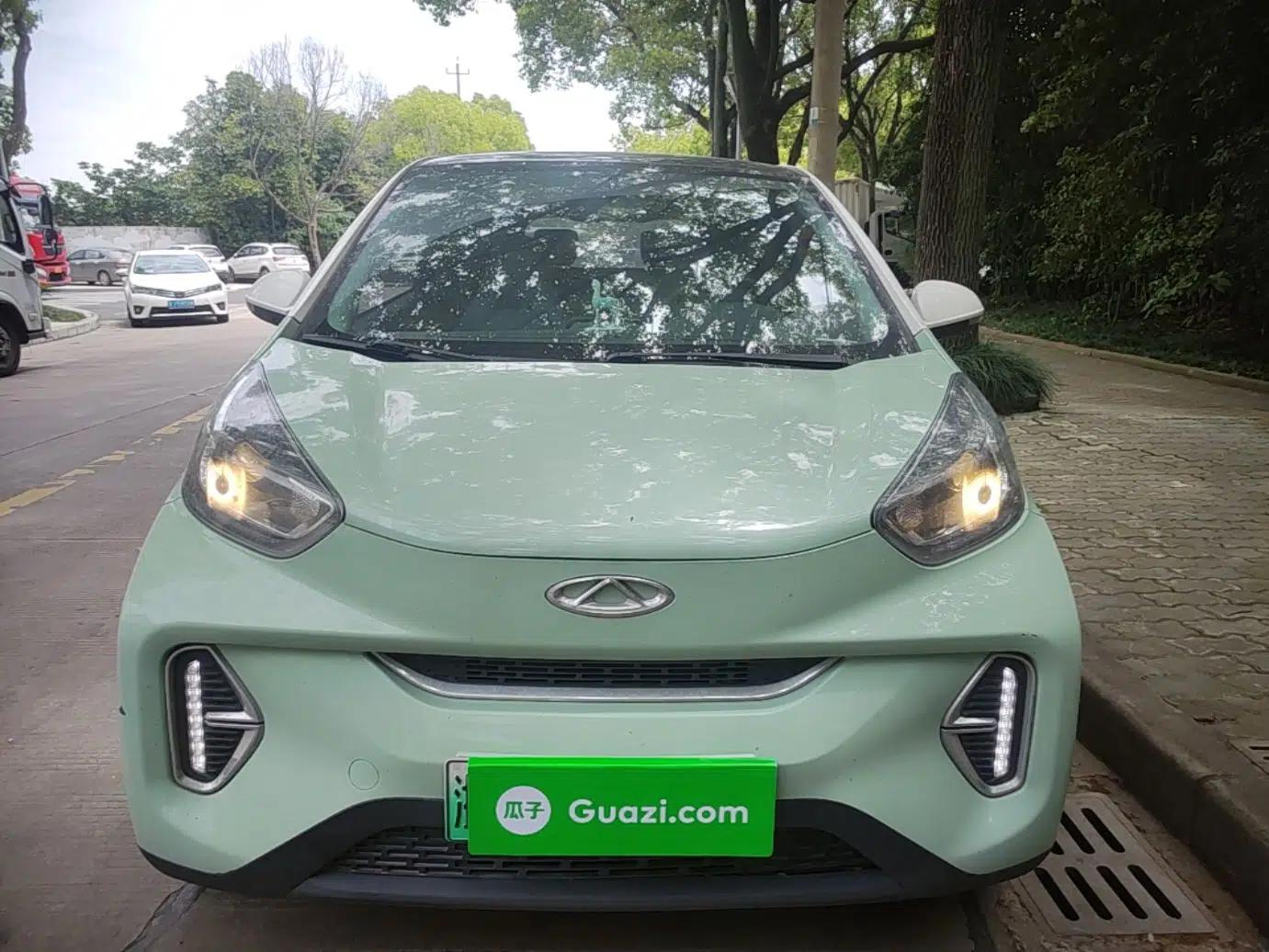 Chery QQ Little Ant 2022 Revised Version Sweet Pink Edition Half-Sugar Version Lithium Iron Phosphate 30.7 kWh 30 kW 301 km — миниатюра 2