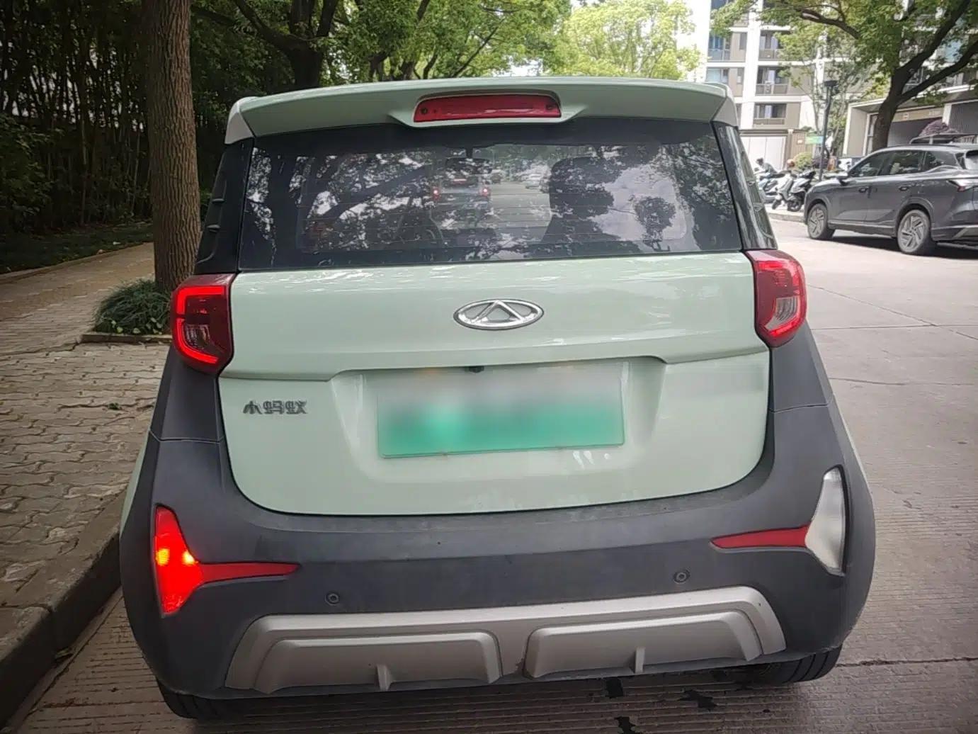 Chery QQ Little Ant 2022 Revised Version Sweet Pink Edition Half-Sugar Version Lithium Iron Phosphate 30.7 kWh 30 kW 301 km — миниатюра 5
