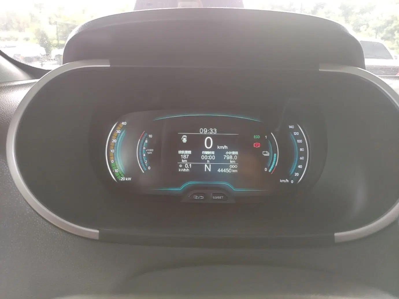 Chery QQ Little Ant 2021 200 000-Yuan Ant Fan Edition Talent Version NMC Battery 408 km续航 — миниатюра 15