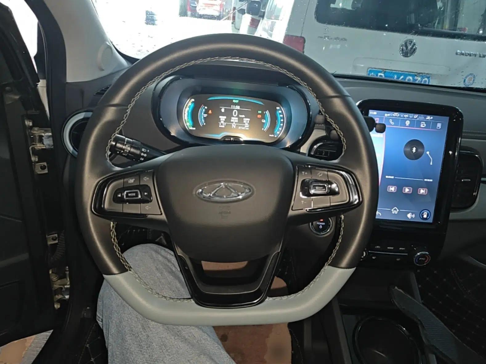 Chery QQ Little Ant 2022 Revised Version Sweet Pink Edition Half-Sugar Version Lithium Iron Phosphate 30.7 kWh 30 kW 301 km — миниатюра 14
