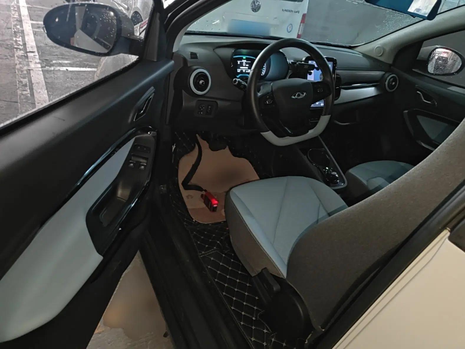 Chery QQ Little Ant 2022 Revised Version Sweet Pink Edition Half-Sugar Version Lithium Iron Phosphate 30.7 kWh 30 kW 301 km — миниатюра 19