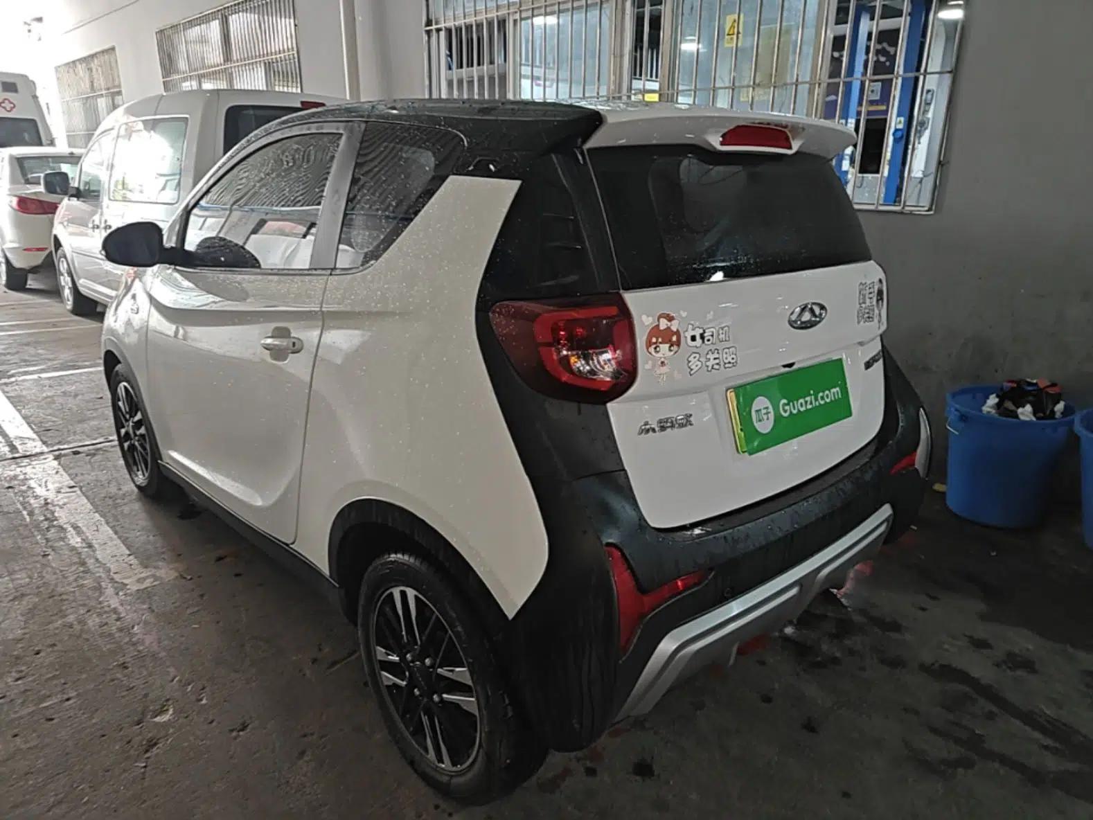 Chery QQ Little Ant 2022 Revised Version Sweet Pink Edition Half-Sugar Version Lithium Iron Phosphate 30.7 kWh 30 kW 301 km — миниатюра 4