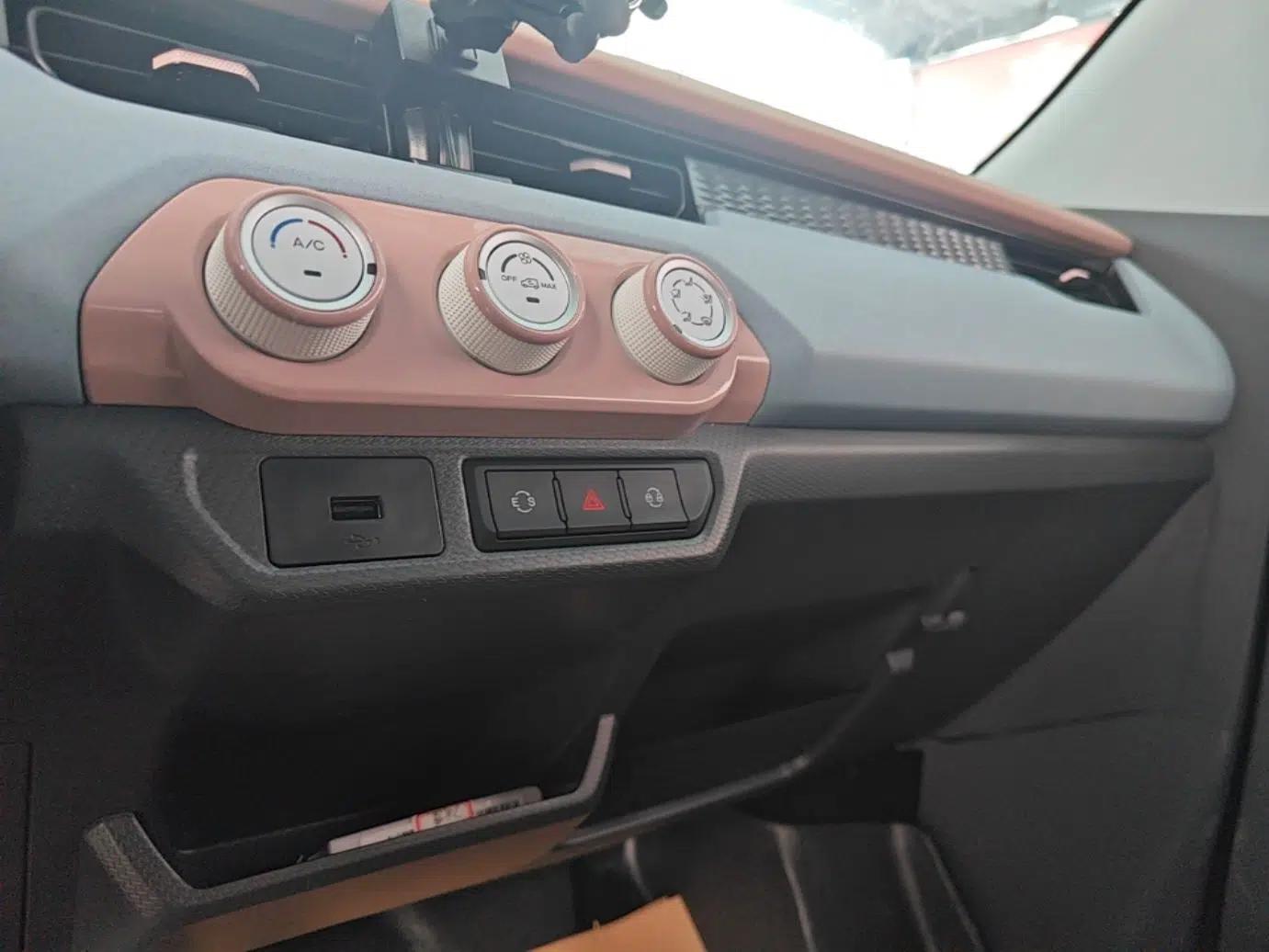Chery QQ Ice Cream 2025 205km Qi Energy Version — миниатюра 16