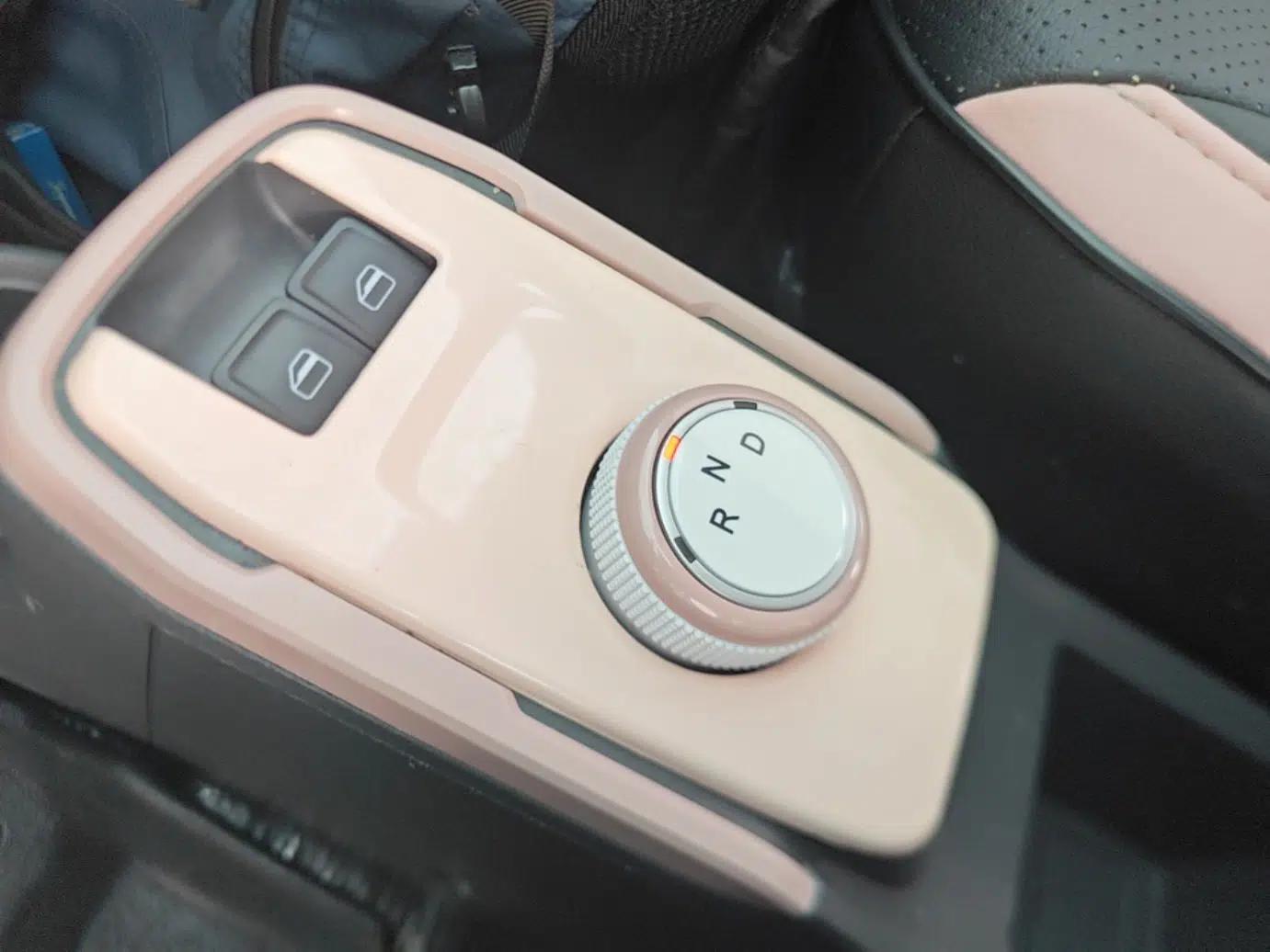 Chery QQ Ice Cream 2025 205km Qi Energy Version — миниатюра 17