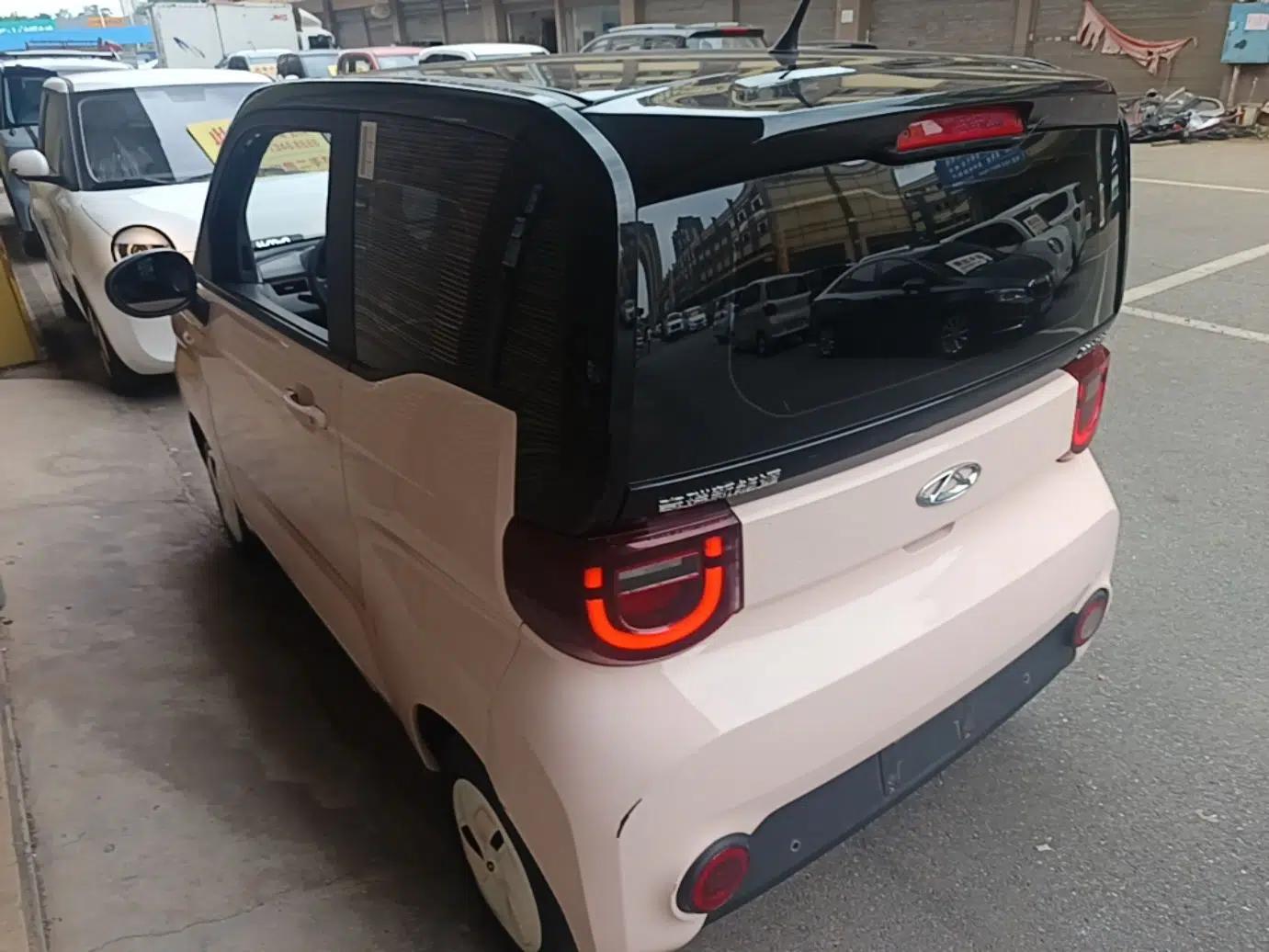 Chery QQ Ice Cream 2022 Pudding Model — миниатюра 4