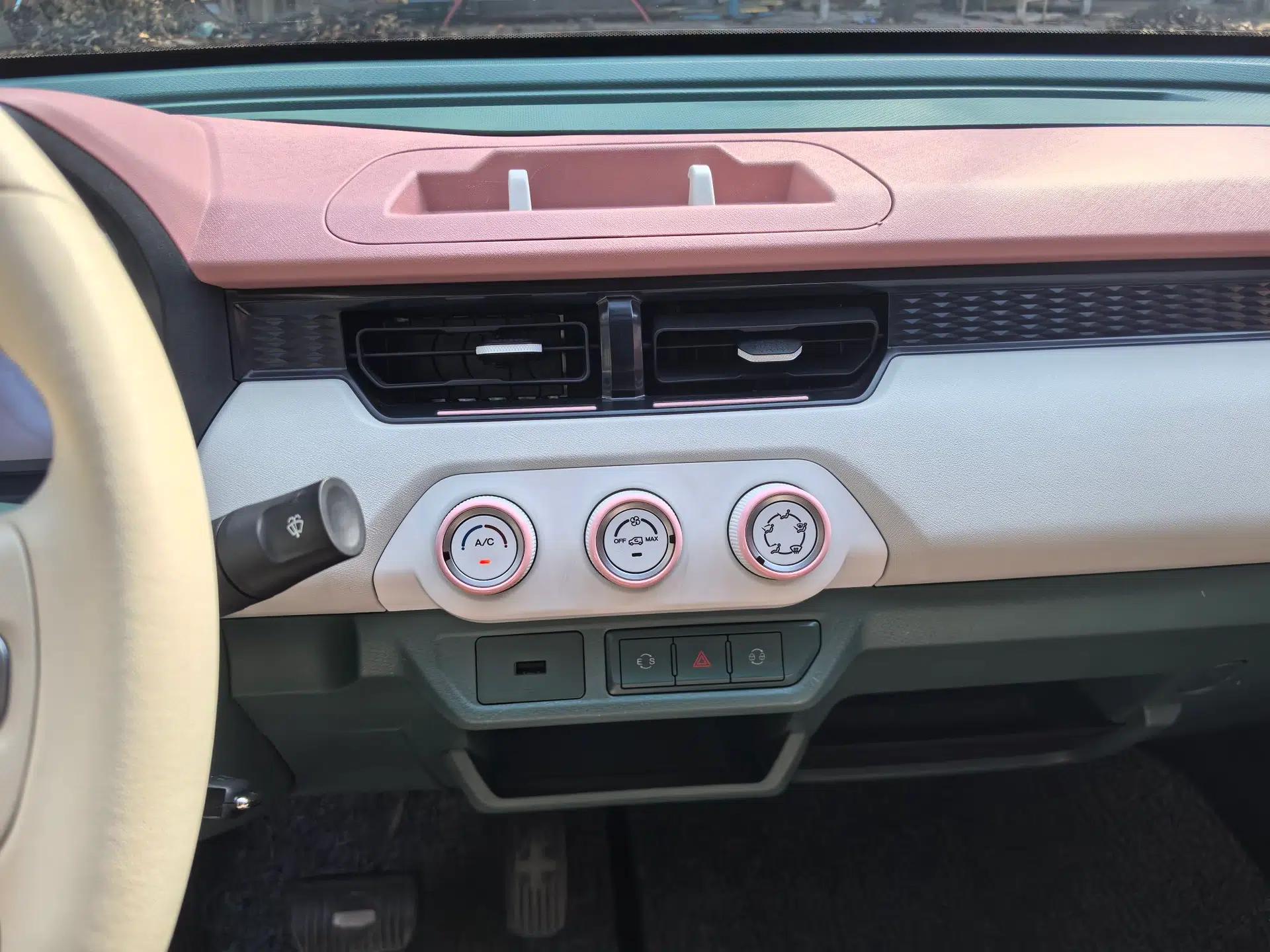 Chery QQ Ice Cream 2022 Taohuanxi Sweet Peach Edition — миниатюра 12