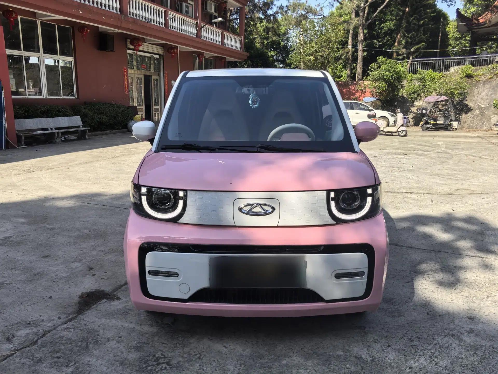 Chery QQ Ice Cream 2022 Taohuanxi Sweet Peach Edition — миниатюра 3